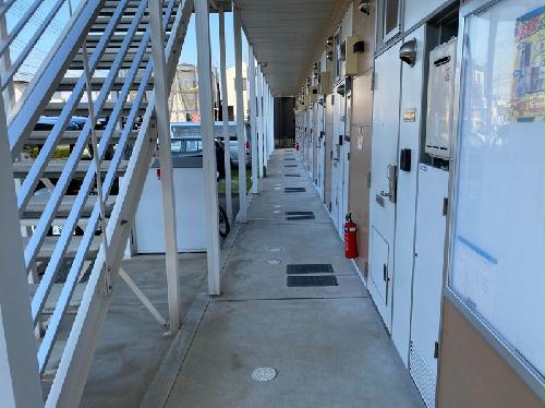 14/20 エントランス