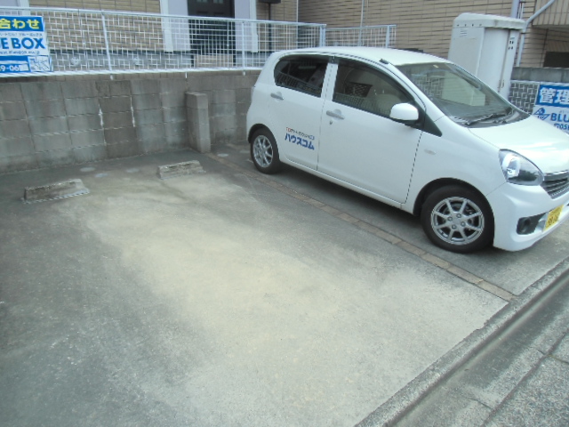 17/20 駐車場
