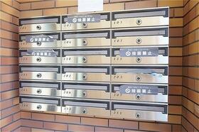 16/20 エントランス