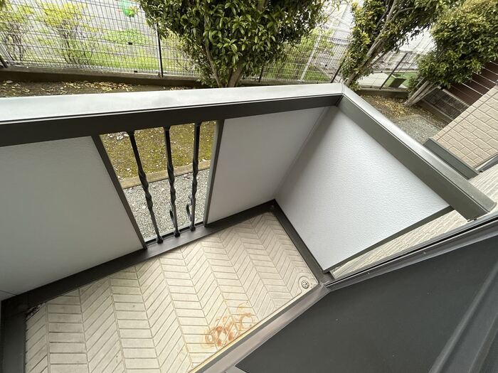 14/23 バルコニー