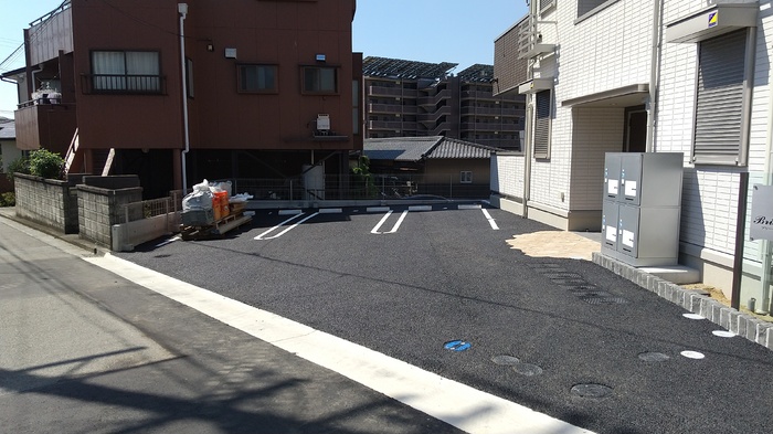 17/18 駐車場