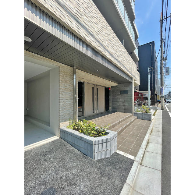 15/26 エントランス