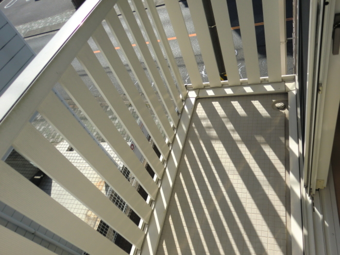 15/18 バルコニー