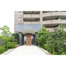 2/2 エントランス