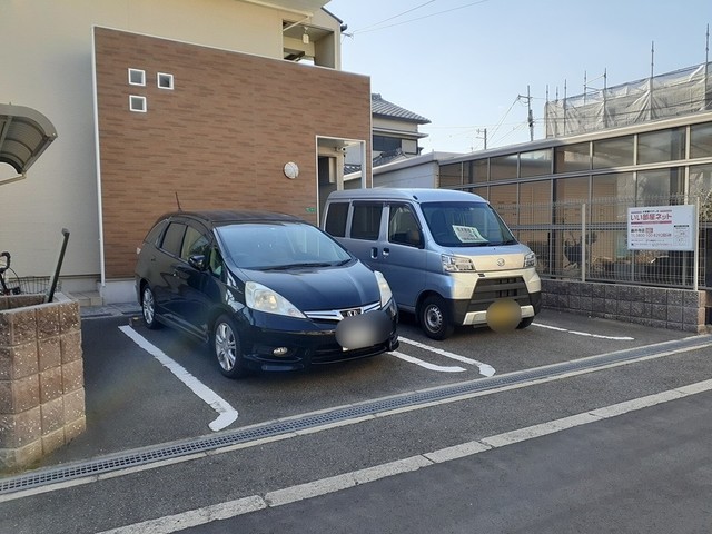 14/20 駐車場