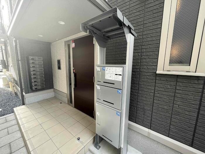 19/26 エントランス