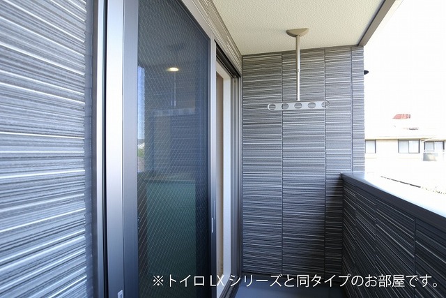 13/20 バルコニー