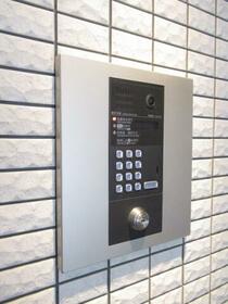 2/2 エントランス