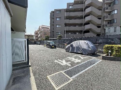 14/22 駐車場