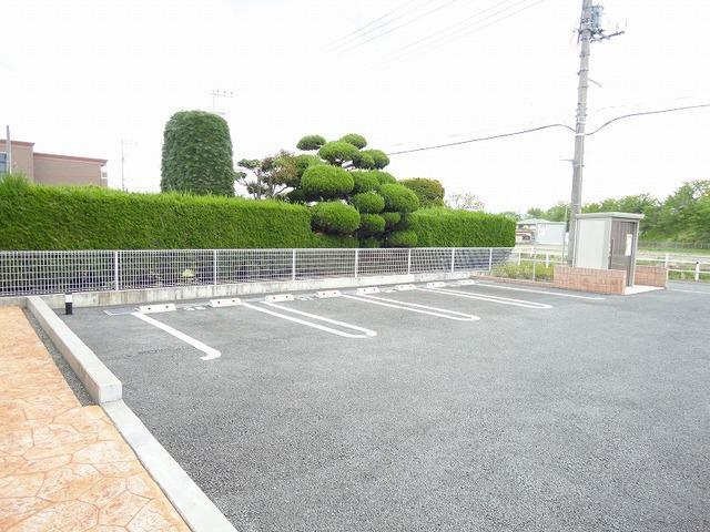 14/20 駐車場