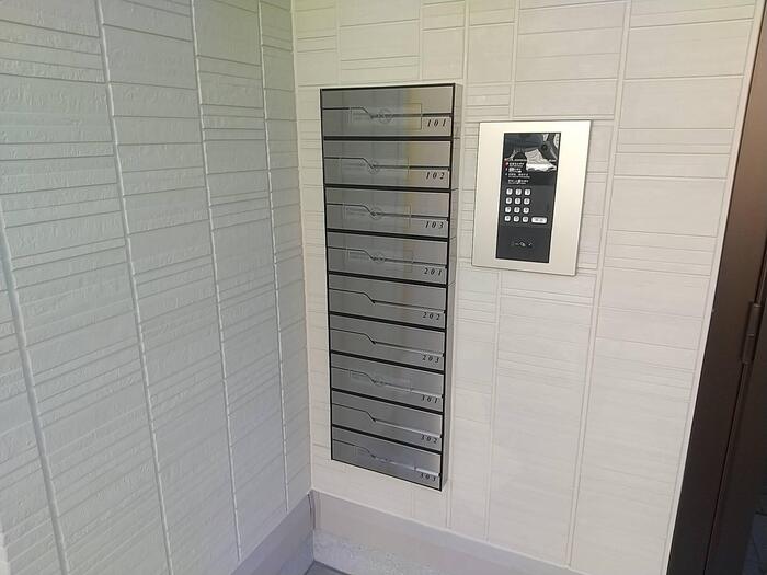 19/19 エントランス