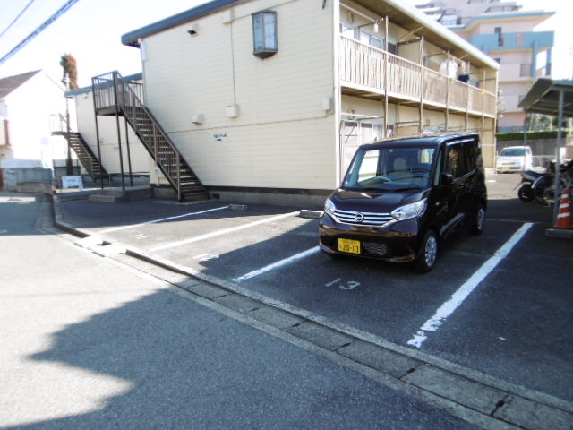 22/30 駐車場
