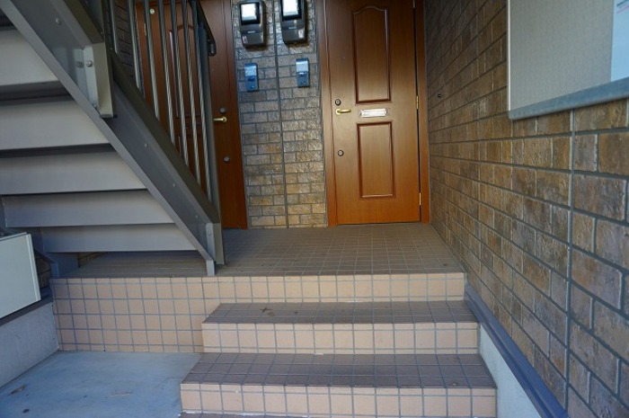 16/18 エントランス