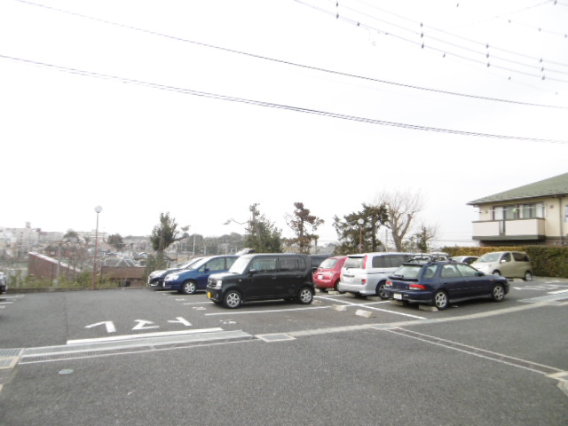 23/30 駐車場