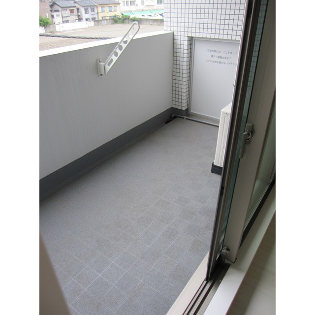 13/15 バルコニー