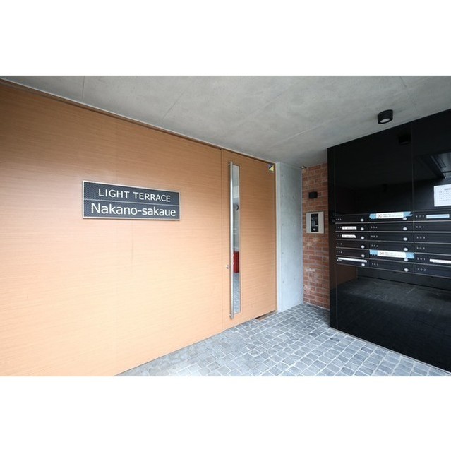 6/10 エントランス