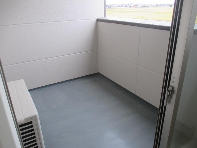 17/27 バルコニー