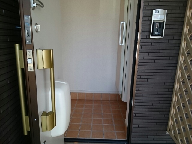 6/20 玄関