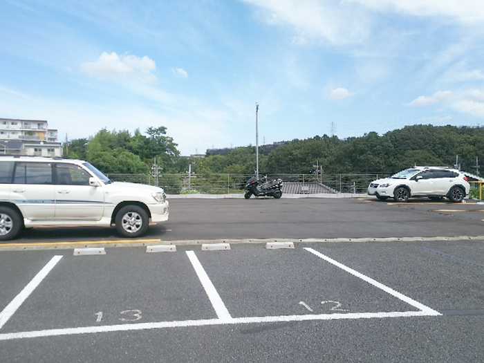 17/20 駐車場