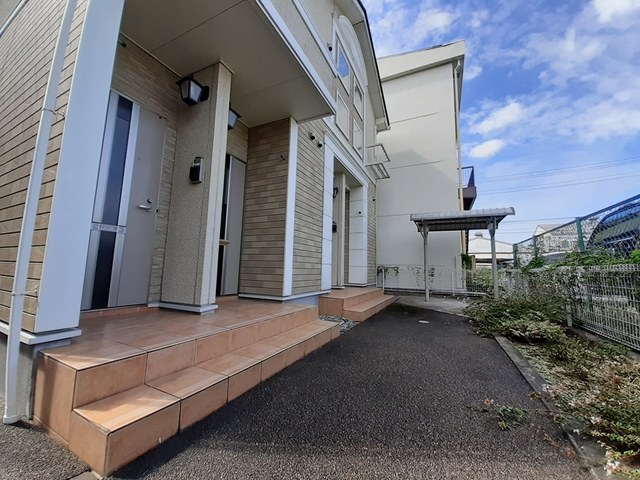 14/19 エントランス