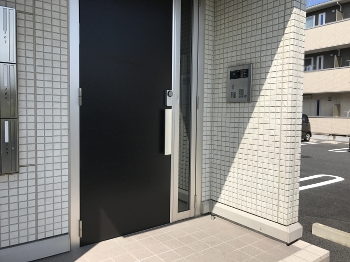 19/28 エントランス