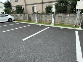 16/16 駐車場