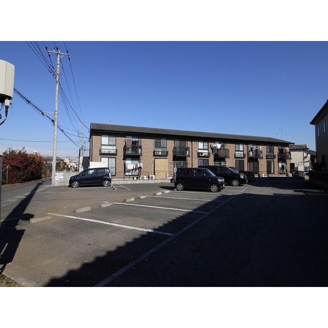 14/21 駐車場