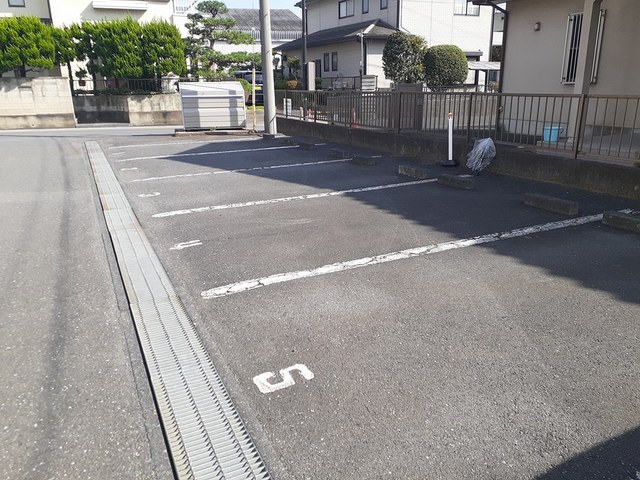 14/20 駐車場