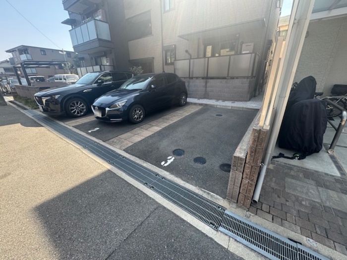 3/3 駐車場