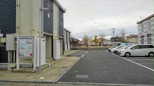14/15 駐車場