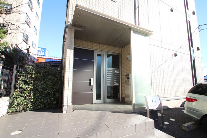 13/15 エントランス