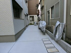 2/2 エントランス