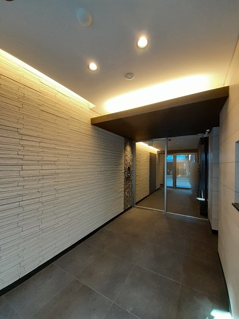 2/8 エントランス