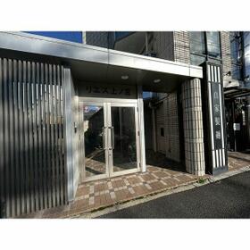 15/15 エントランス