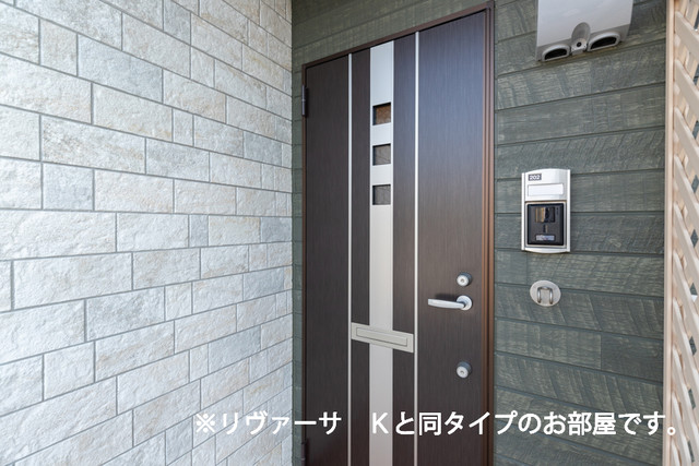 14/20 エントランス