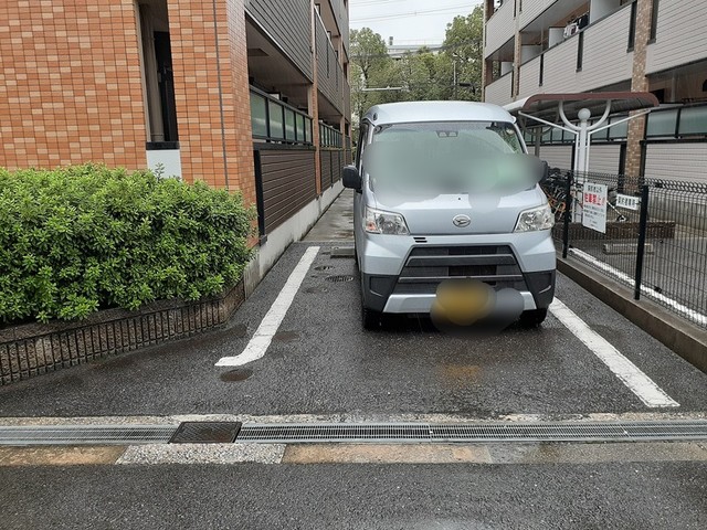 14/23 駐車場