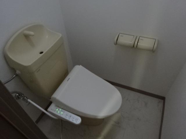 16/21 トイレ