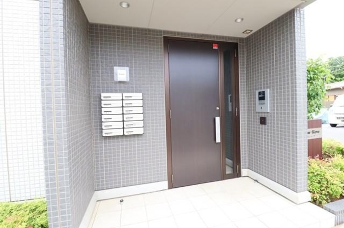 19/20 エントランス