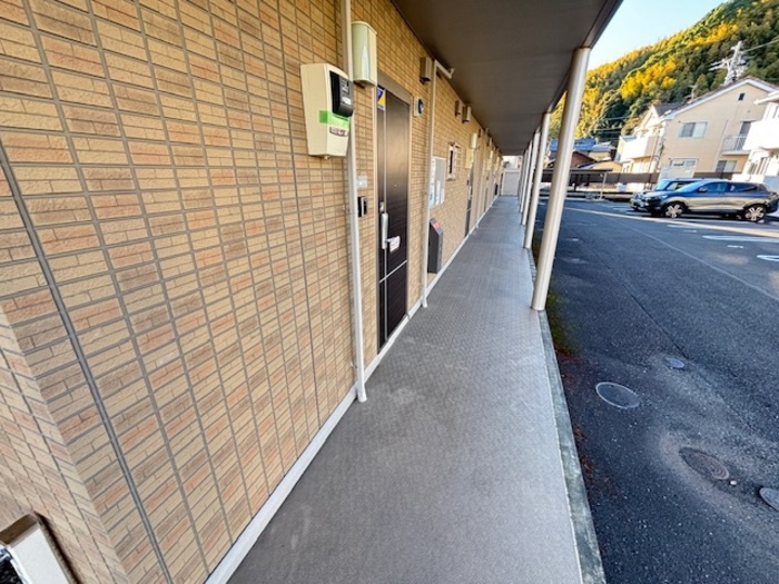 19/21 エントランス