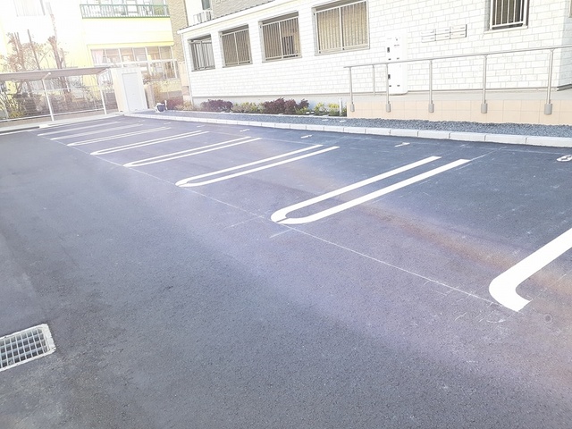 14/20 駐車場