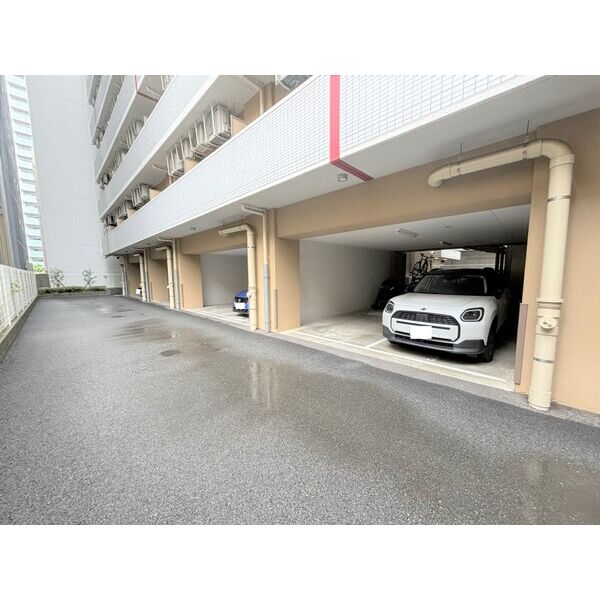 4/12 駐車場