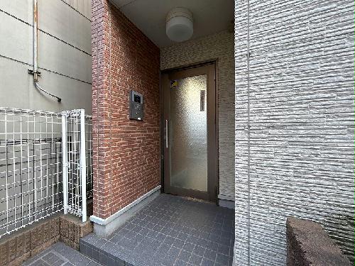 14/21 エントランス