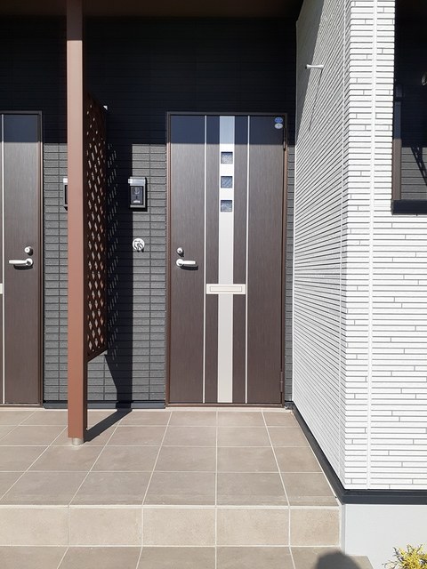 14/22 エントランス