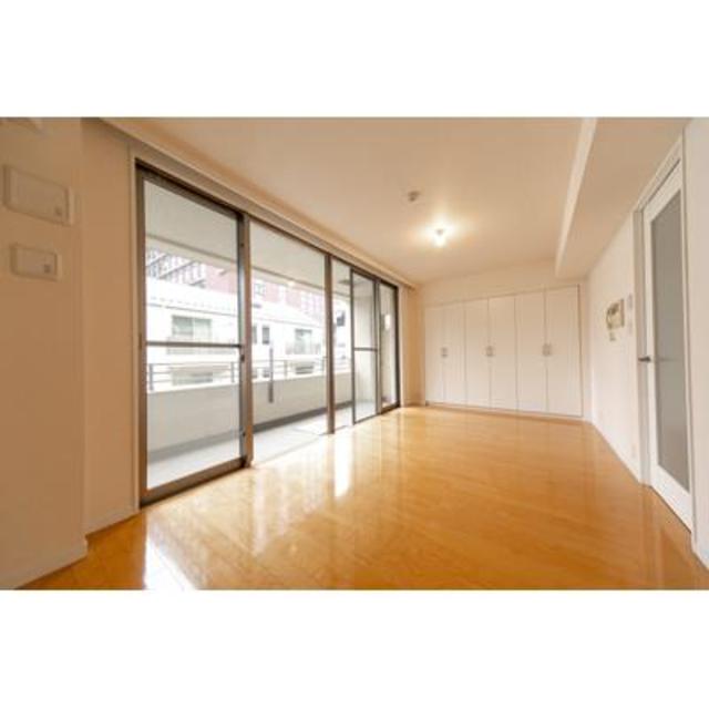 14/30 リビング/ダイニング