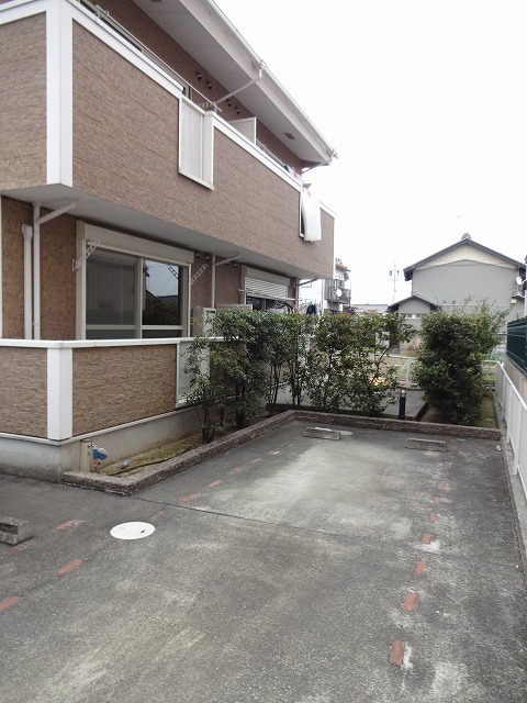 20/30 エントランス