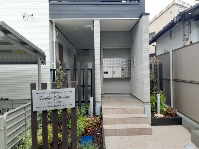 2/8 エントランス