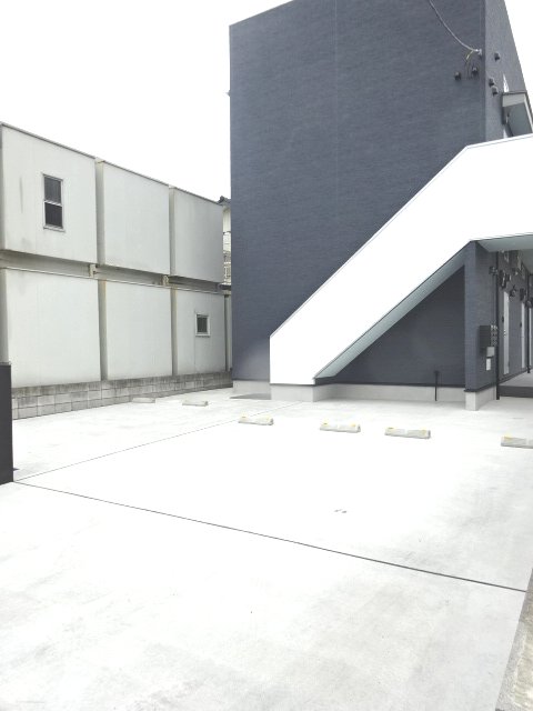 22/30 駐車場