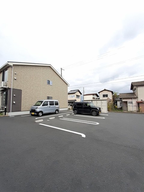 14/20 駐車場