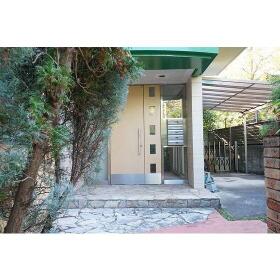 3/7 エントランス