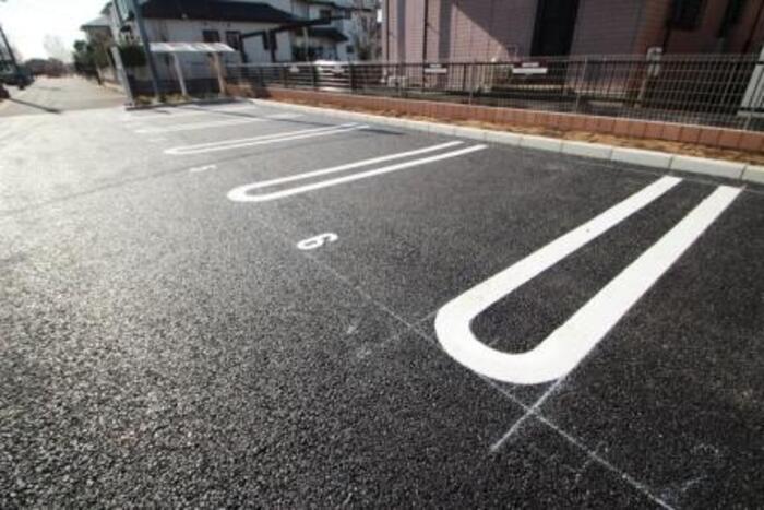 17/18 駐車場